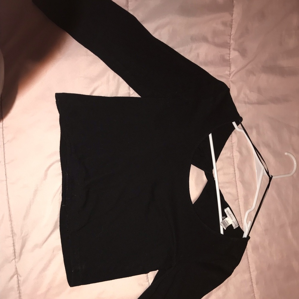 Black crop top